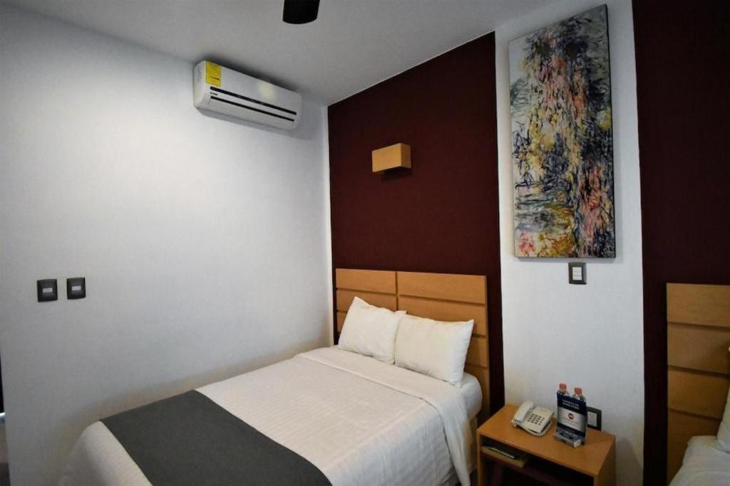 Hotel Barante Suites Salamanca Ngoại thất bức ảnh