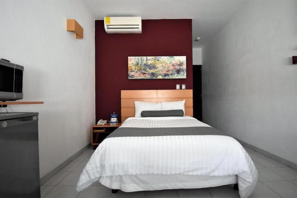 Hotel Barante Suites Salamanca Ngoại thất bức ảnh