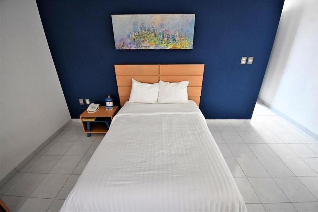 Hotel Barante Suites Salamanca Ngoại thất bức ảnh