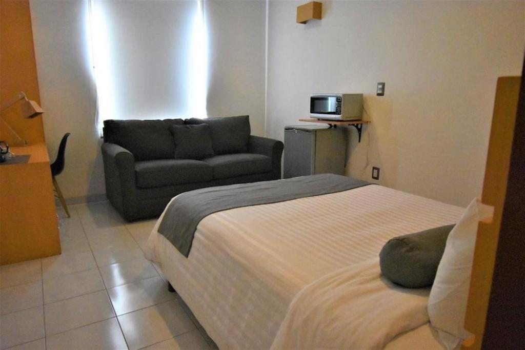 Hotel Barante Suites Salamanca Ngoại thất bức ảnh