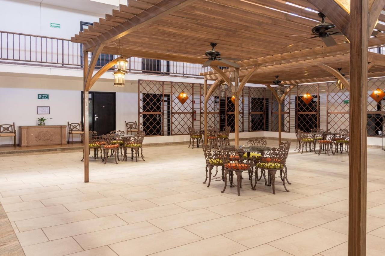 Hotel Barante Suites Salamanca Ngoại thất bức ảnh